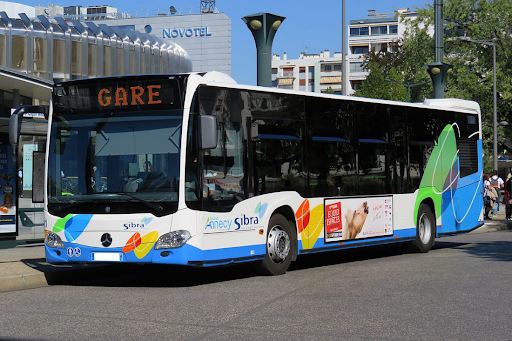 Panneaux liés aux bus